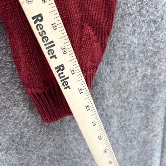 Izod VINTAGE Izod Sweater Men Small Red Pullover Crewneck Cotton Fleece Knitted Chunky Vtg Size US S / EU 44-46 / 1 - 2 Thumbnail