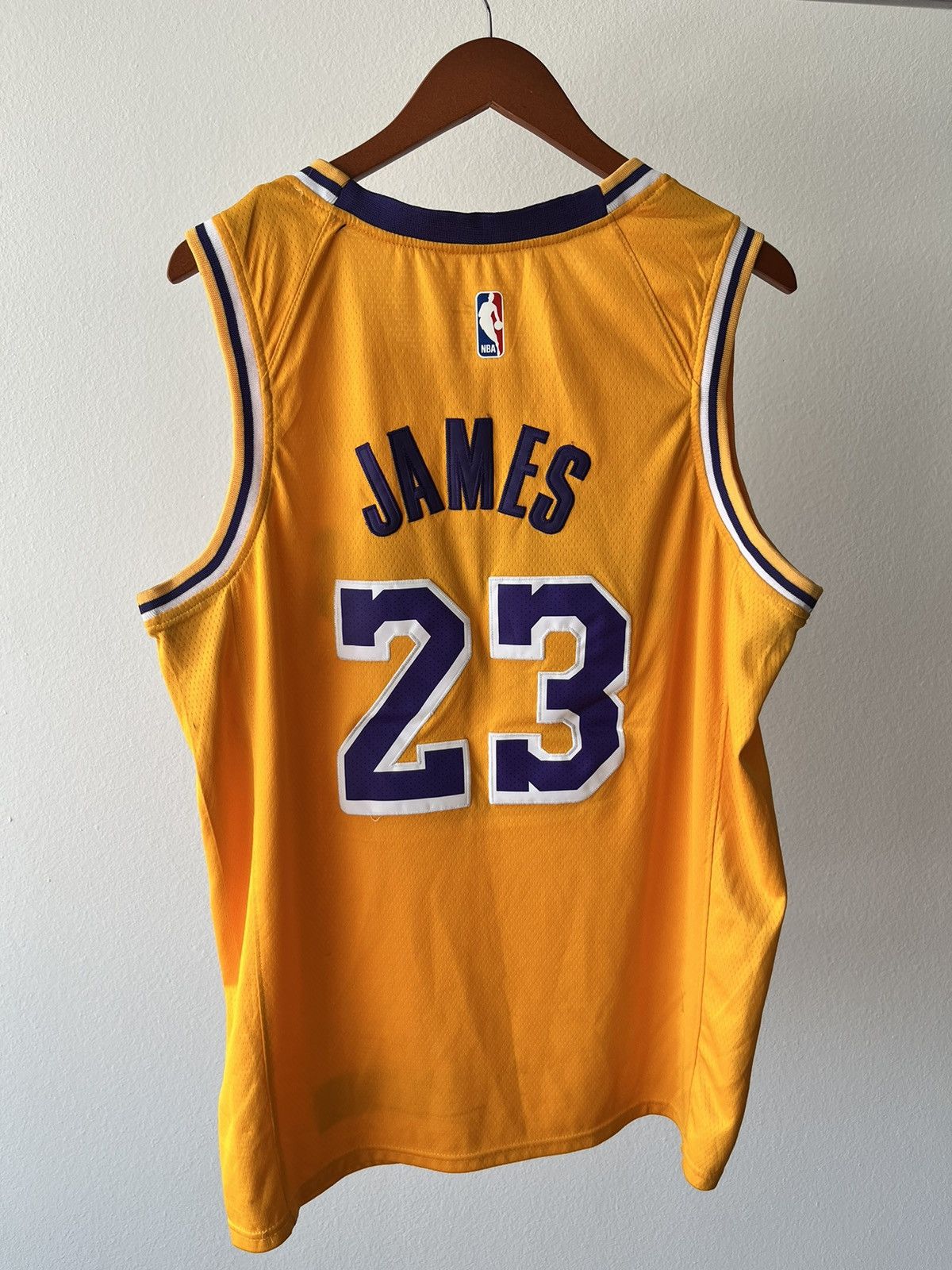 NBA × Nike Nike LeBron James #23 Jersey Size US L / EU 52-54 / 3 - 5 Thumbnail