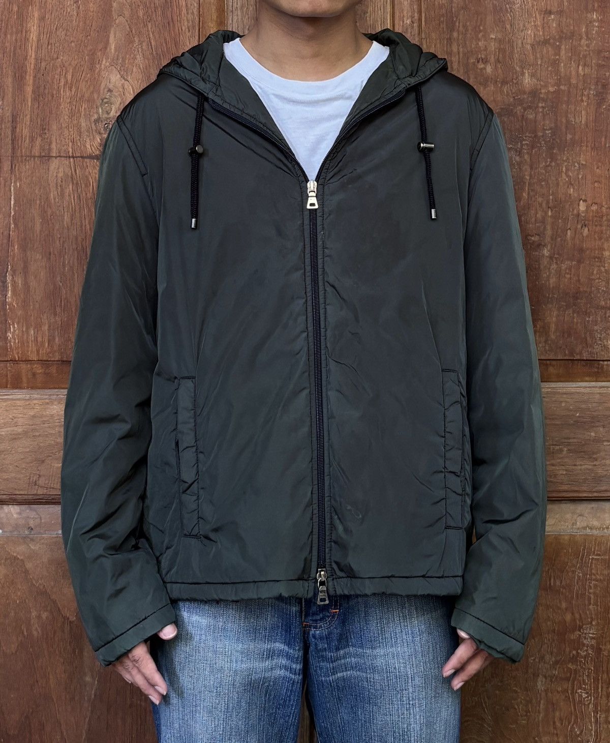 Prada FREE TAX! 2000s Dark Green Light Nylon Jacket Size US S / EU 44-46 / 1 - 1 Thumbnail
