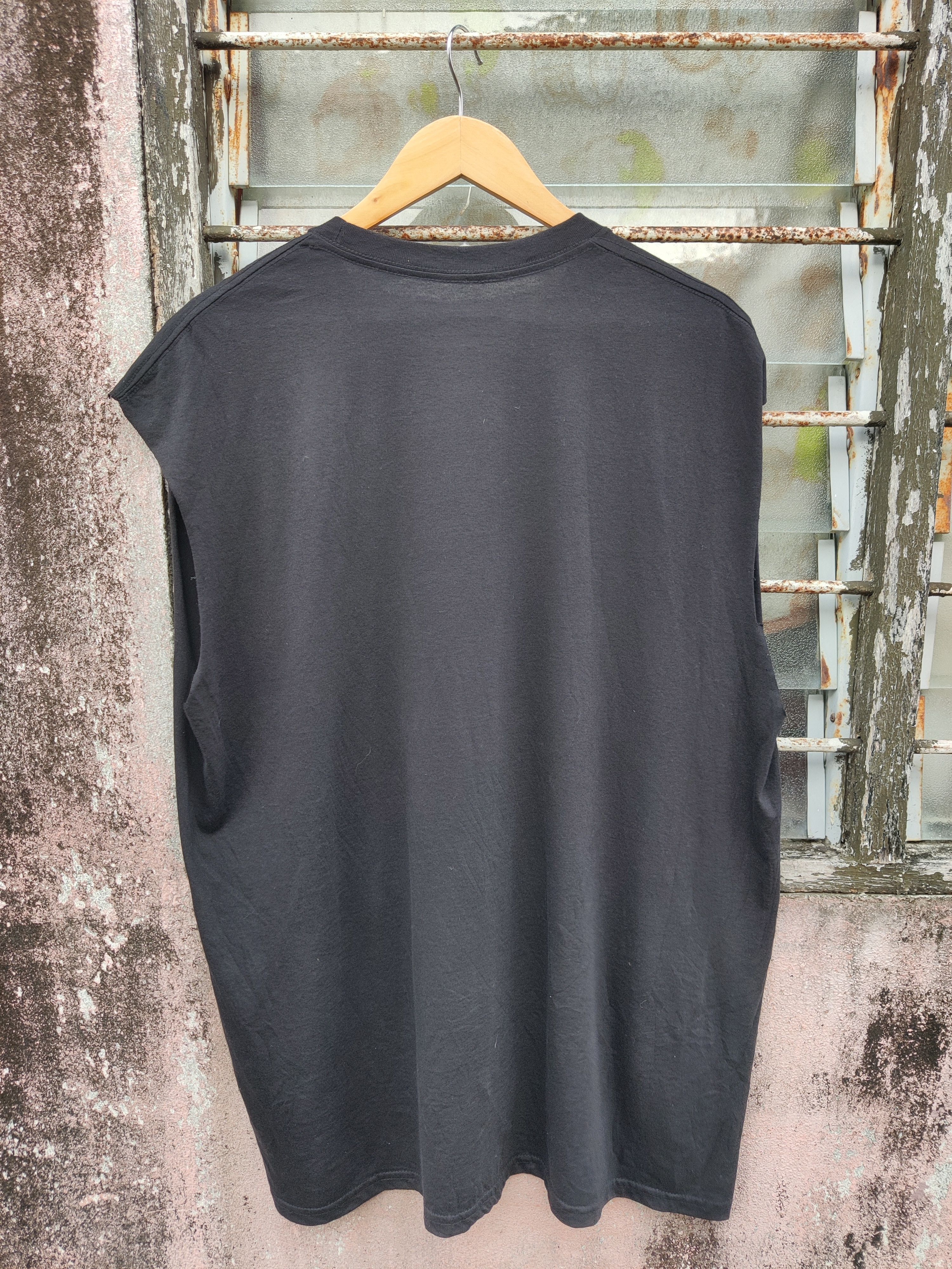 Band Tees Vintage Gun N' Roses Sleeveless Rock Band Shirt Size US XL / EU 56 / 4 - 5 Thumbnail