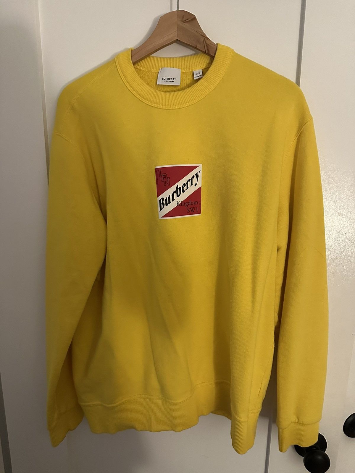 Burberry Burberry SS21 Yellow Box Logo Crewneck Sweatshirt Size US L / EU 52-54 / 3 - 1 Thumbnail
