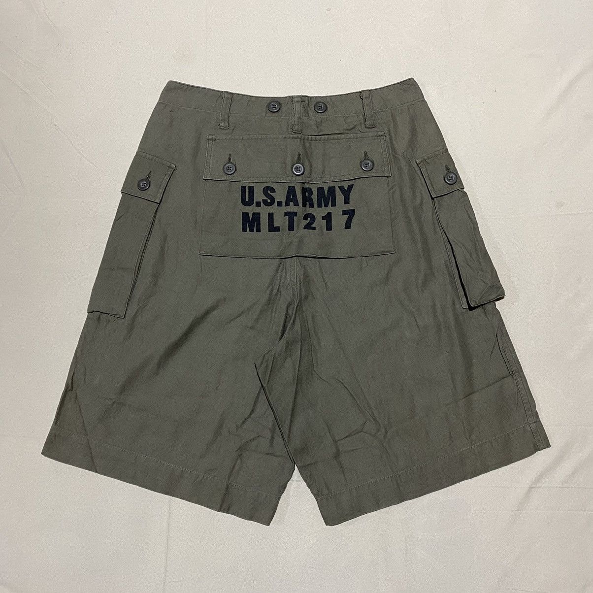 Vintage Vintage U.S.ARMY MLT 217 Monkey Cargo Shorts Size US 30 / EU 46 - 1 Thumbnail