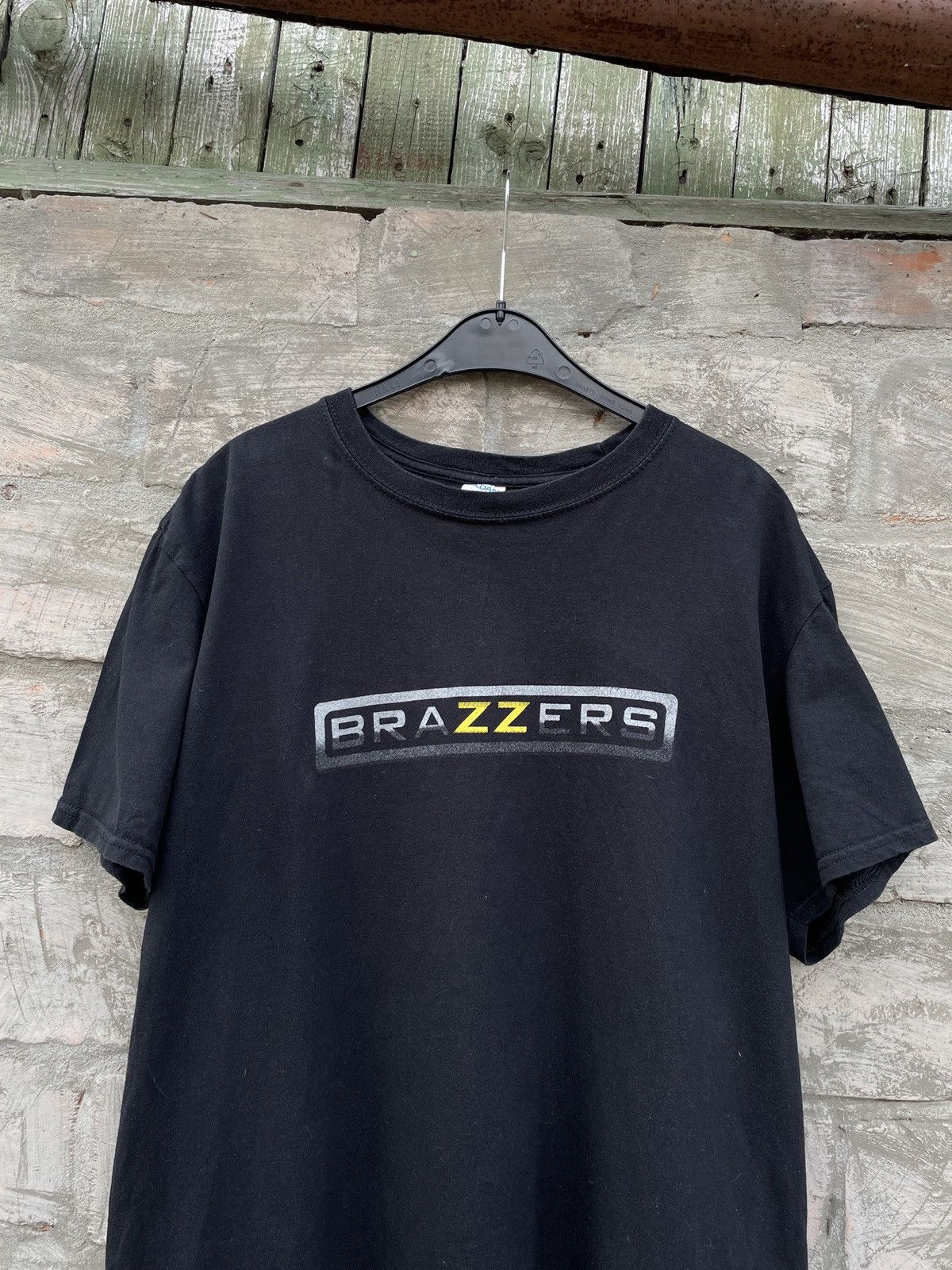 Vintage Brazzers Logo T-Shirt Size US XL / EU 56 / 4 - 1 Thumbnail