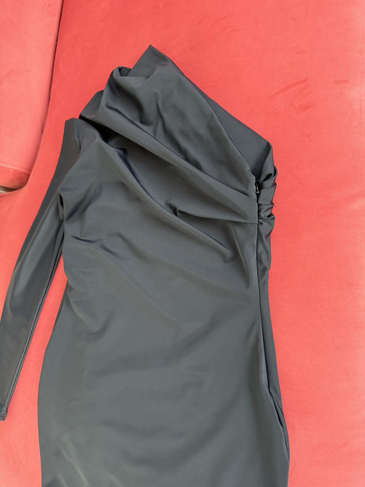 Balenciaga New Balenciaga one shoulder mini dress, size S Size S / US 4 / IT 40 - 12 Thumbnail