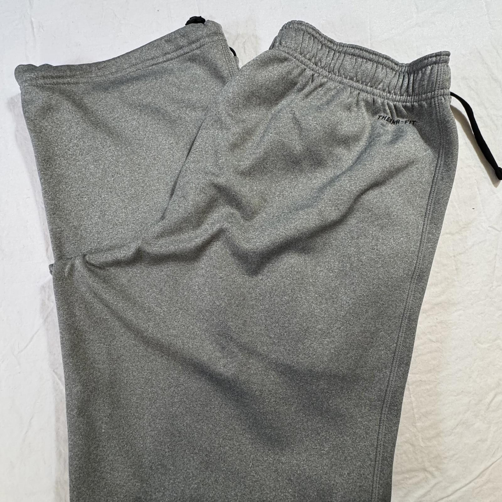 Nike Nike Therma-Fit Pants Men XL Drawstring Track Ankle Zip Gray Size US 36 / EU 52 - 5 Thumbnail