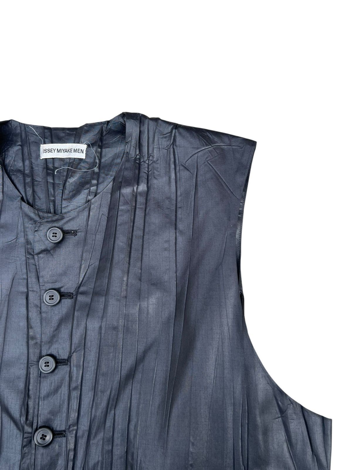 Issey Miyake Vintage Issey Miyake Men Pleated Vest Black Size US M / EU 48-50 / 2 - 5 Thumbnail