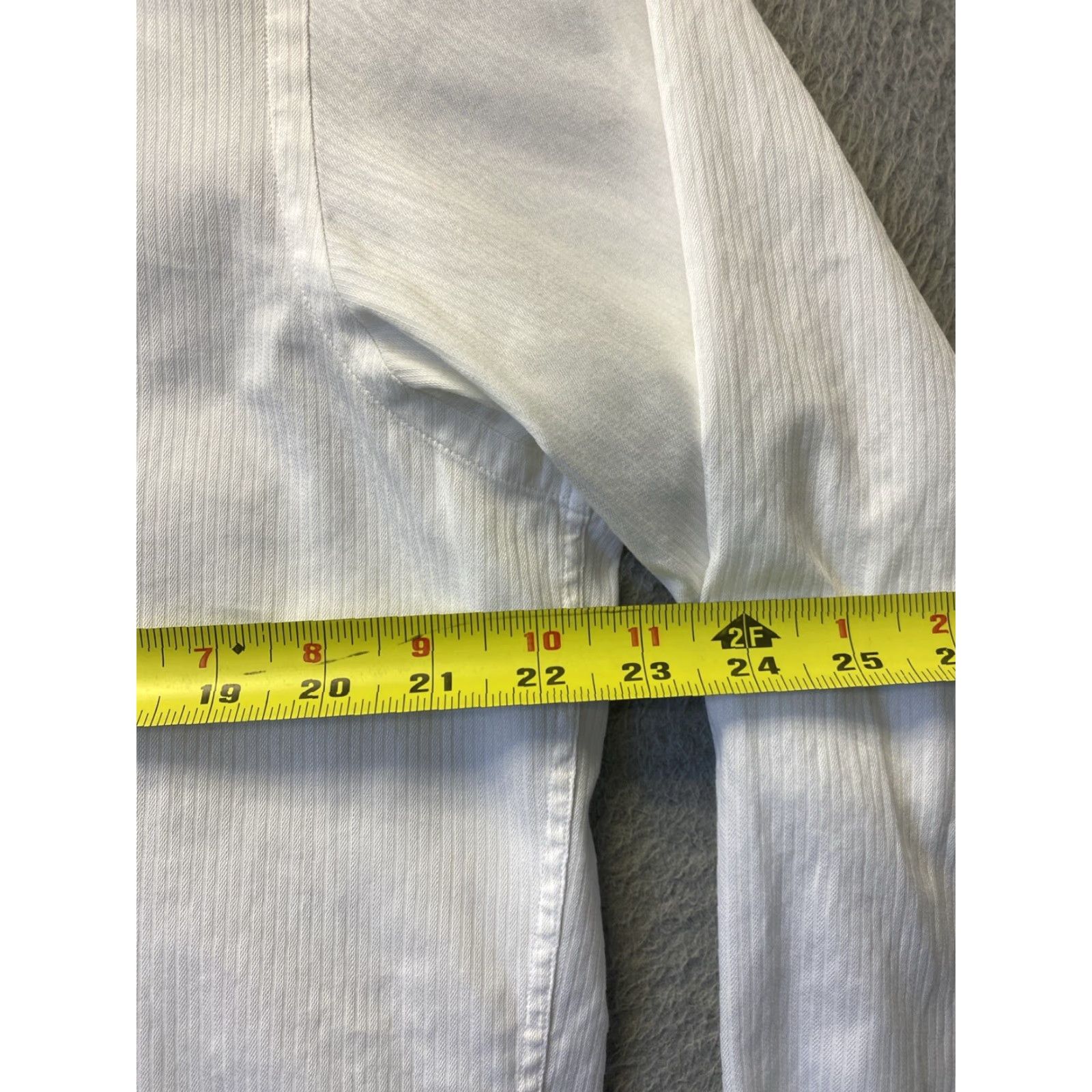 Hugo Boss VINTAGE Hugo Boss Men Shirt Long Sleeve Casual Travel Cotton White L 16 32/33 Size US L / EU 52-54 / 3 - 6 Thumbnail