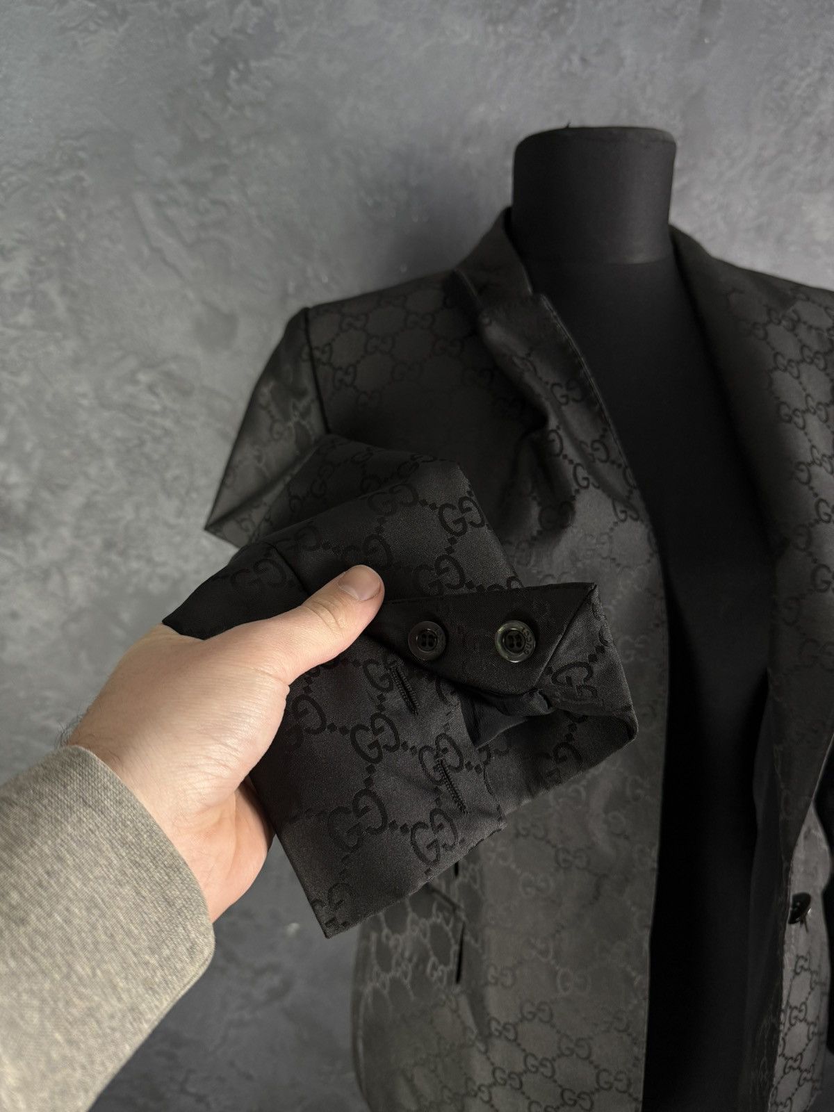 Gucci Archive Gucci xTom Ford 1998 Silk GG Monogram Blazer Vintage Size M / US 6-8 / IT 42-44 - 15 Thumbnail