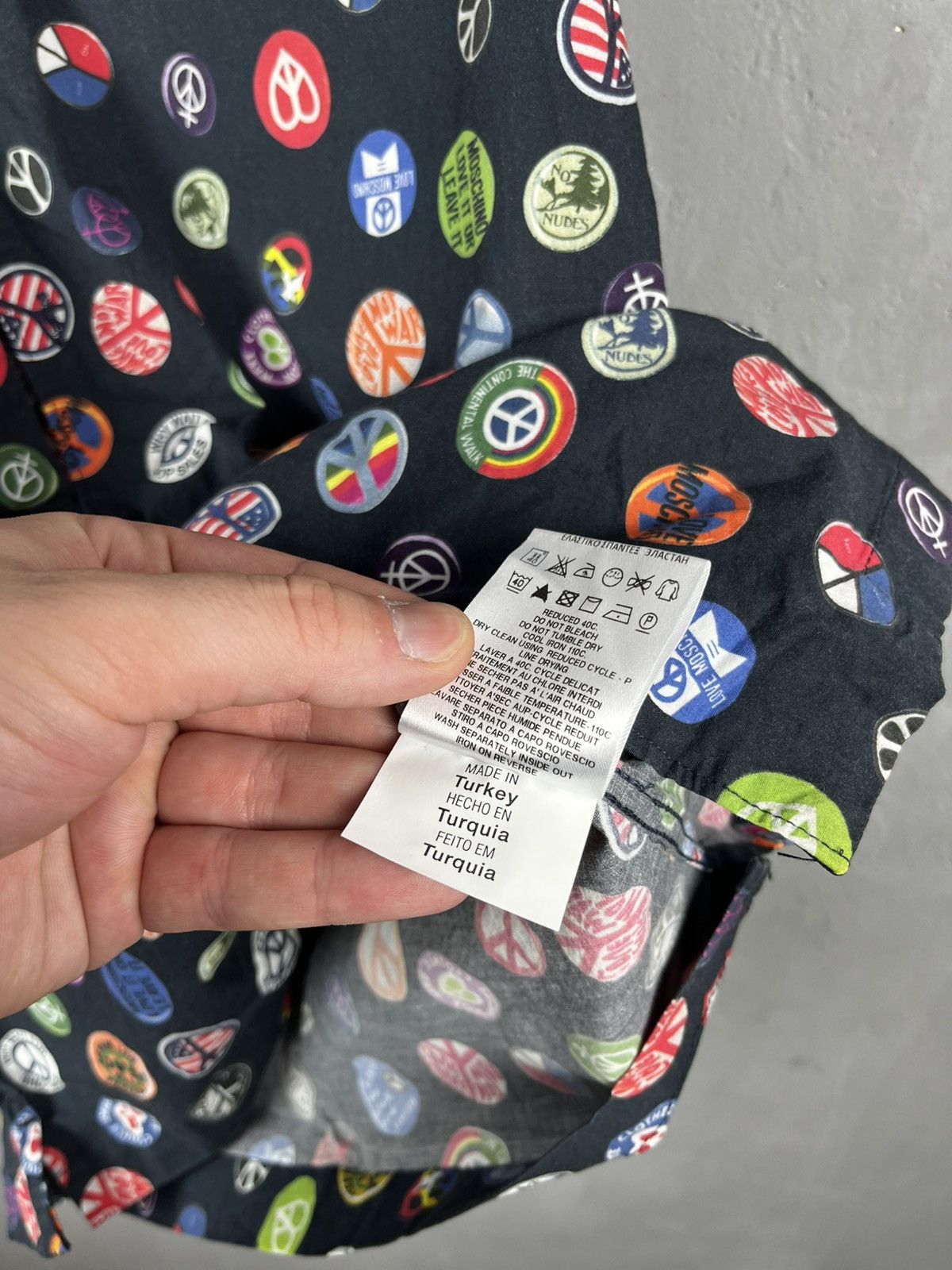 Designer Moschino shirt size m Size US M / EU 48-50 / 2 - 14 Thumbnail