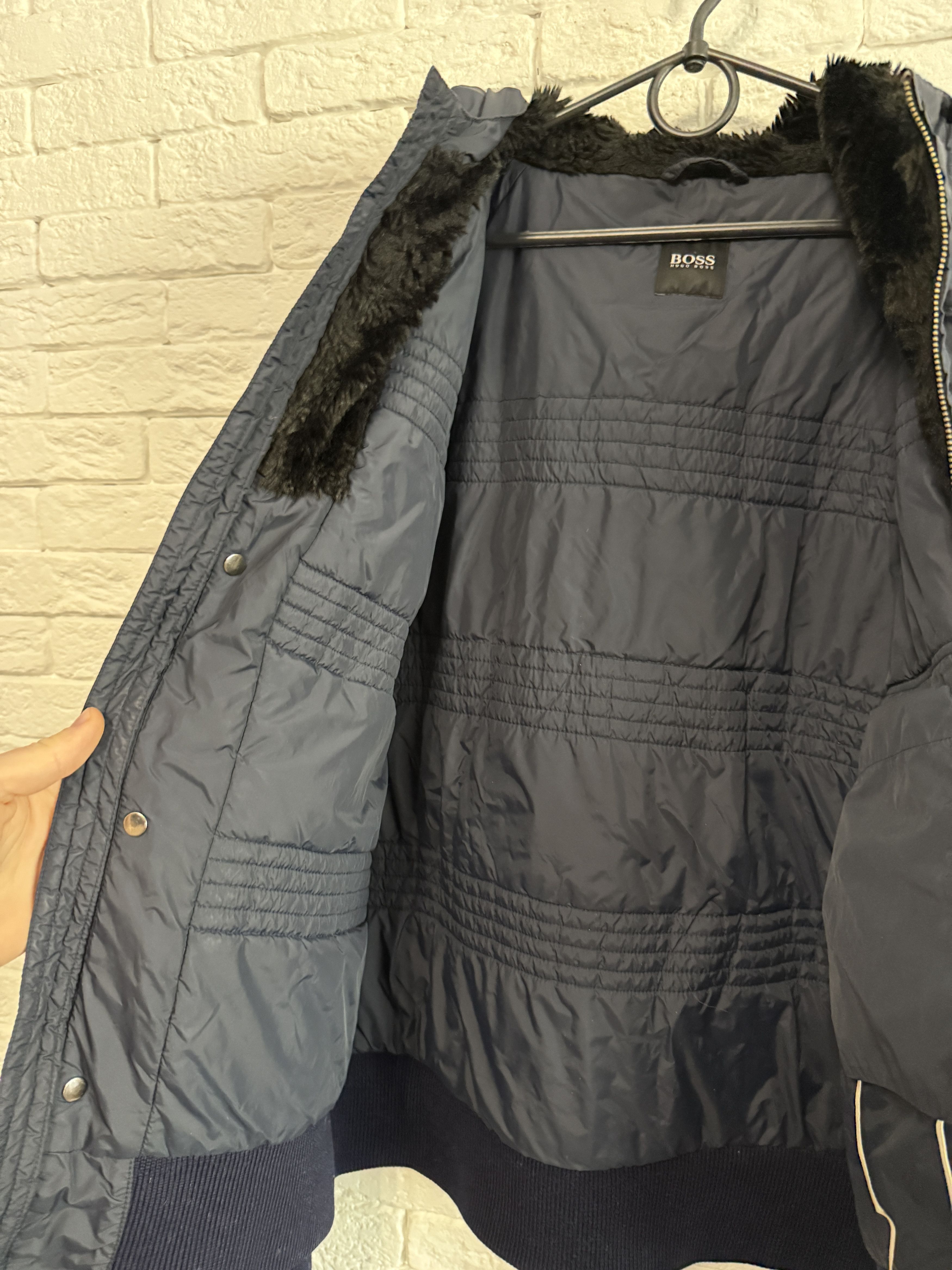Hugo Boss Hugo Boss Bomber Fur Hood Y2K Rare Sz L Size US L / EU 52-54 / 3 - 7 Thumbnail