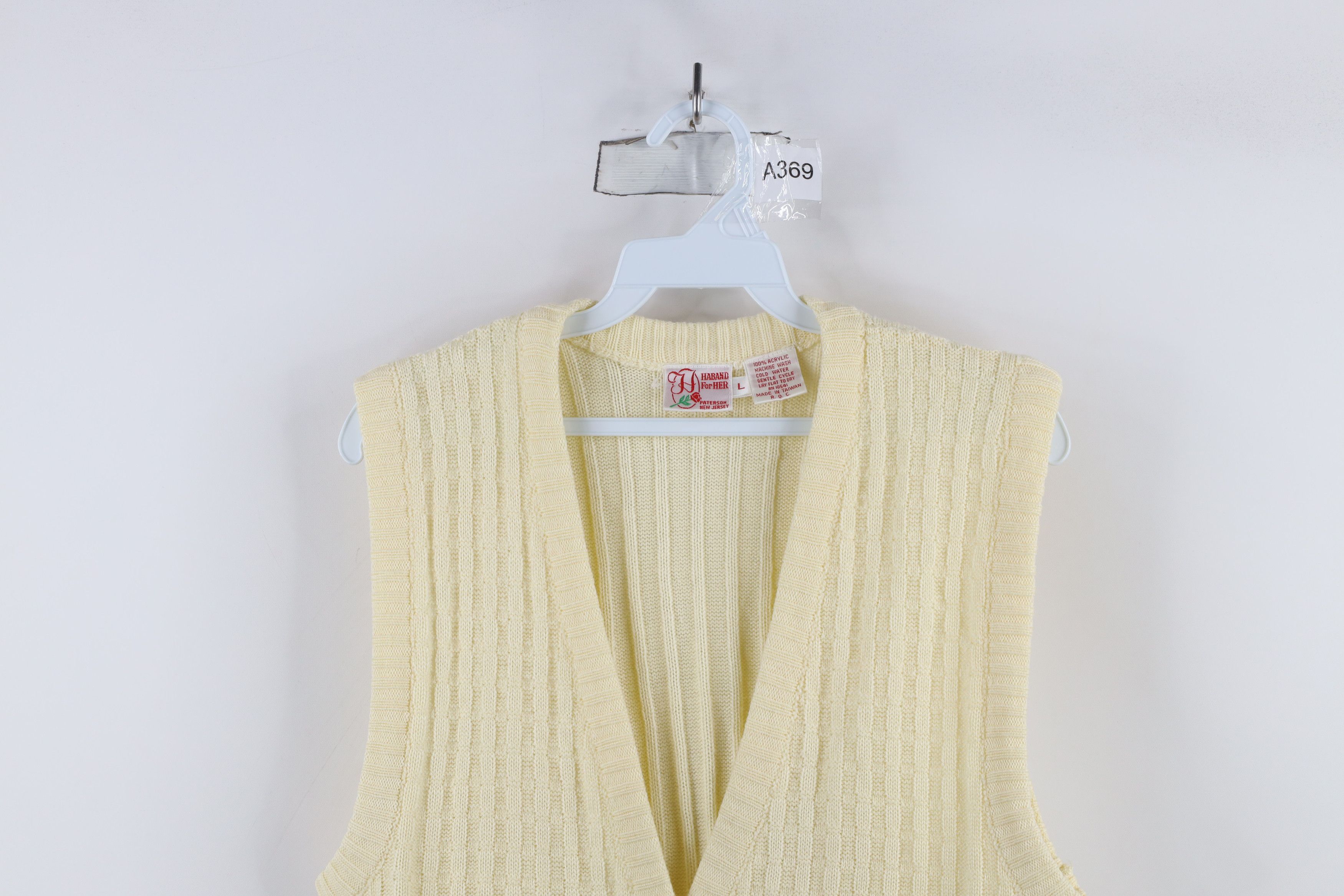 Vintage Vintage 90s Streetwear Ribbed Cardigan Sweater Vest Cream Size L / US 10 / IT 46 - 2 Thumbnail