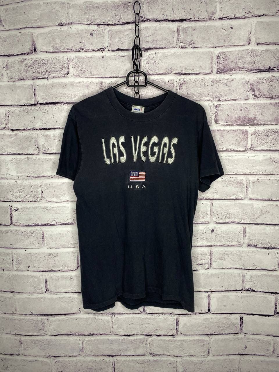 Other MENS Vintage T-Shirt Las Vegas Big logo STREETWEAR y2k Size US S / EU 44-46 / 1 - 1 Thumbnail