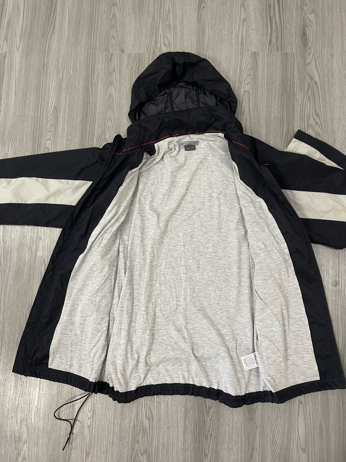 Nike × Vintage Vintage Nike Nylon Jacket Size US L / EU 52-54 / 3 - 9 Thumbnail