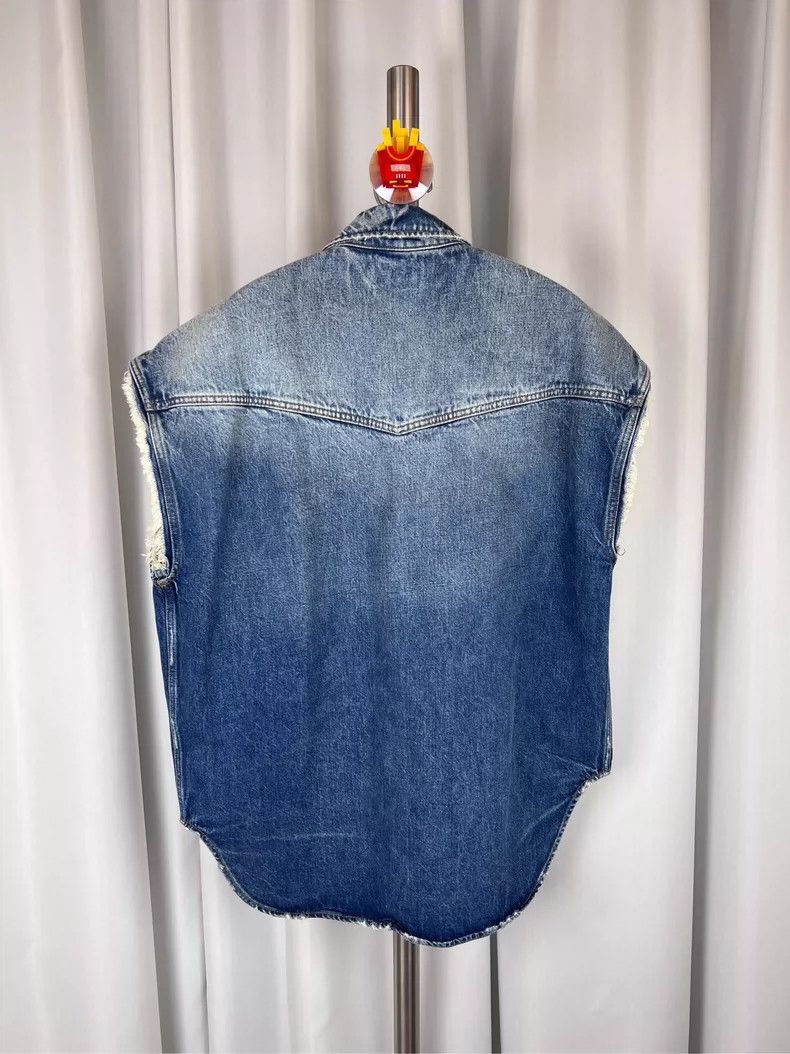 Balenciaga Balenciaga Pearl button blue denim vest Size US XXS / EU 40 - 2 Thumbnail
