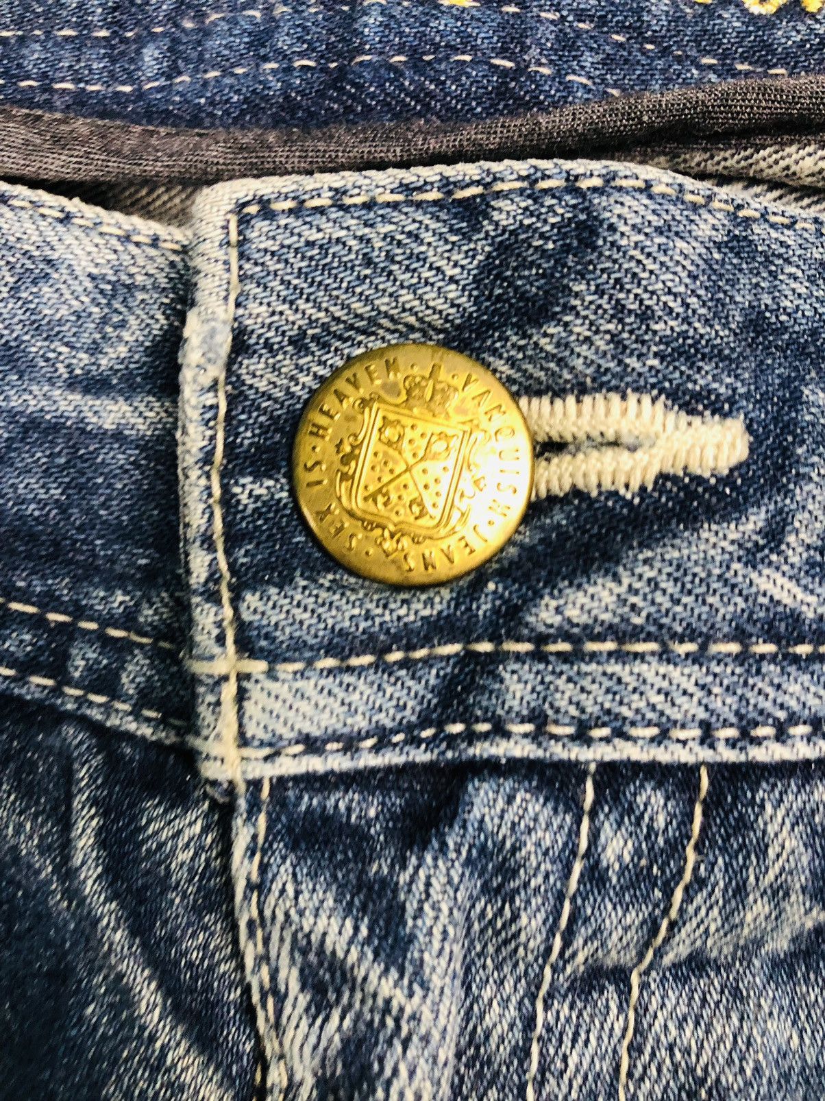 Vanquish Vanquish Gold Distressed Paint Splatter Denim (38) Size 35" - 9 Thumbnail