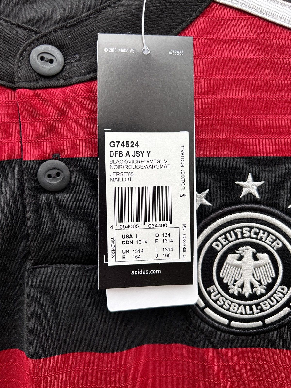 Adidas BNWT Adidas Germany DFB 2014 Away Kit Soccer Jersey Size US XS / EU 42 / 0 - 3 Thumbnail