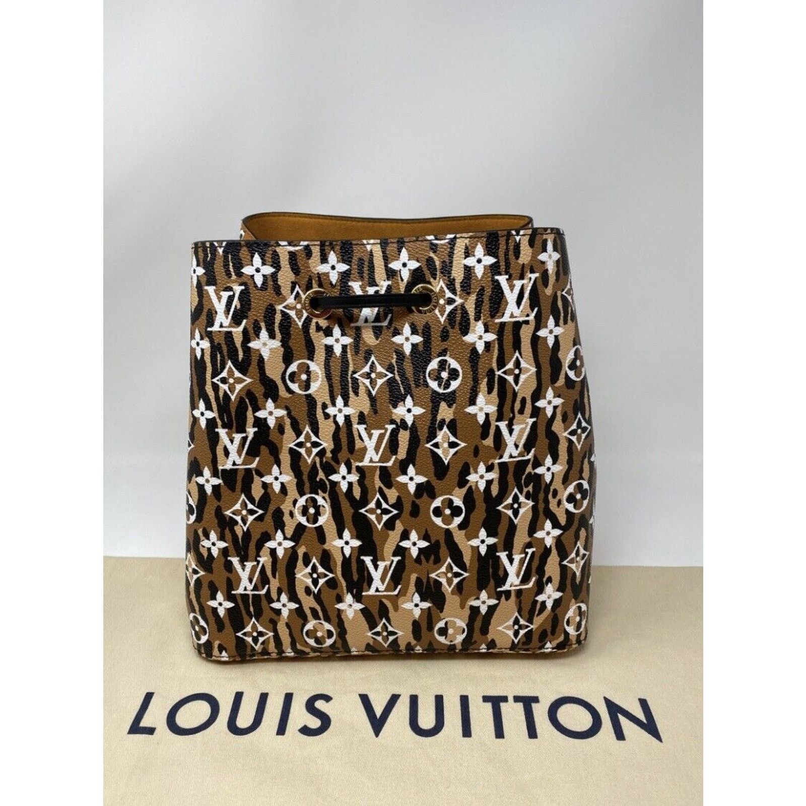 Louis Vuitton Louis Vuitton NéoNoé Neo Noe Jungle Monogram Caramel Limited Size ONE SIZE - 4 Thumbnail