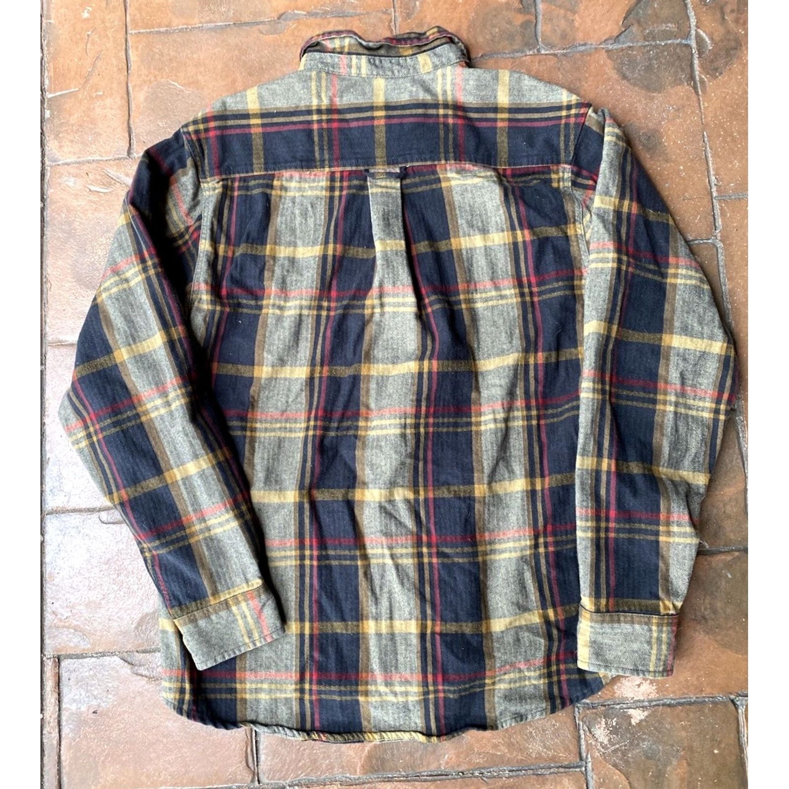 Orvis Orvis Shirt Men XL Flannel Plaid Heavyweight Button Long Sleeve Button-Up Casual Car Travel Workwear Multicolor Cotton Size US XL / EU 56 / 4 - 3 Thumbnail