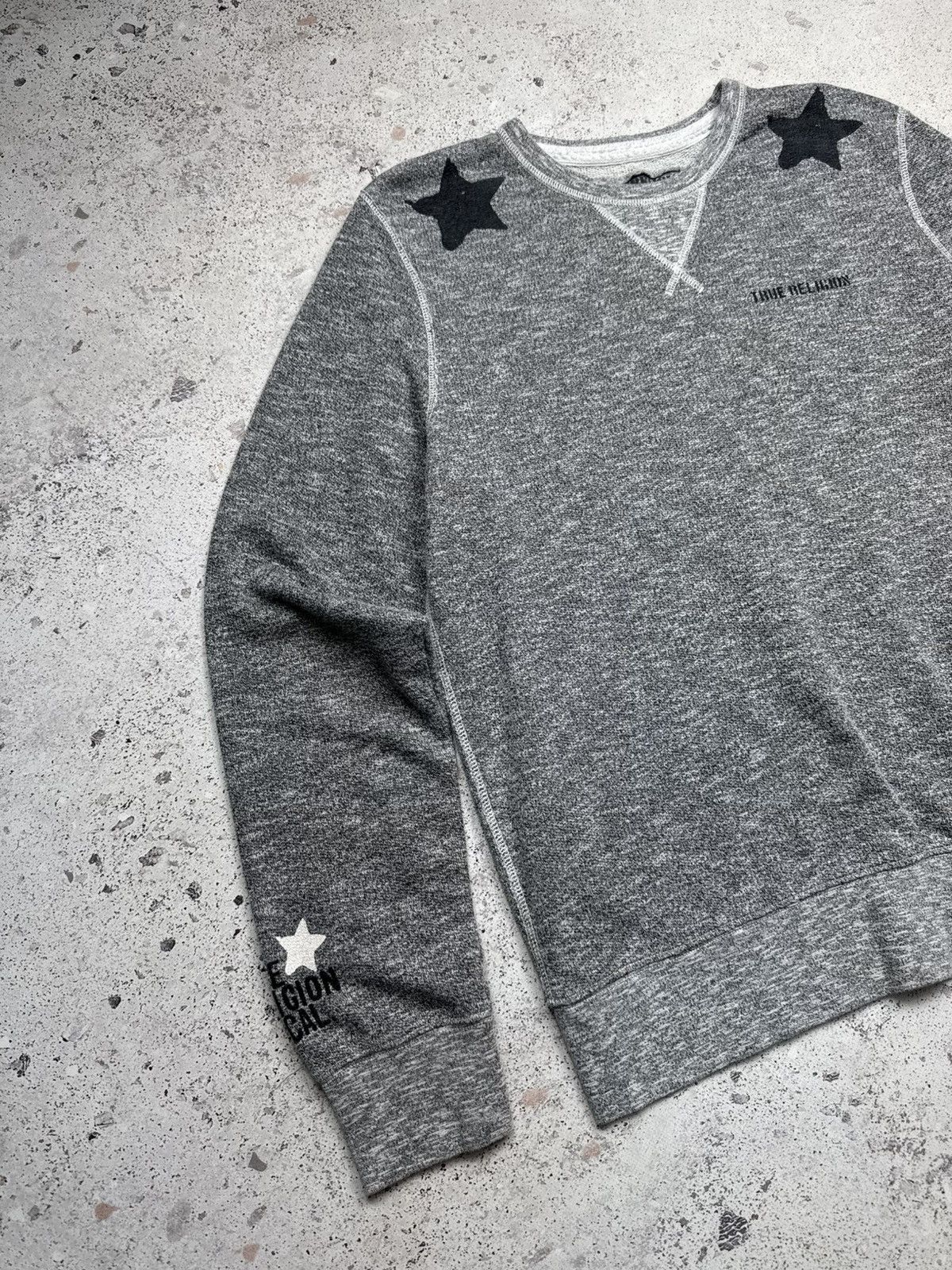 True Religion × Vintage True Religion Stars Print Crew Sweat L Men’s y2k Size US L / EU 52-54 / 3 - 3 Thumbnail