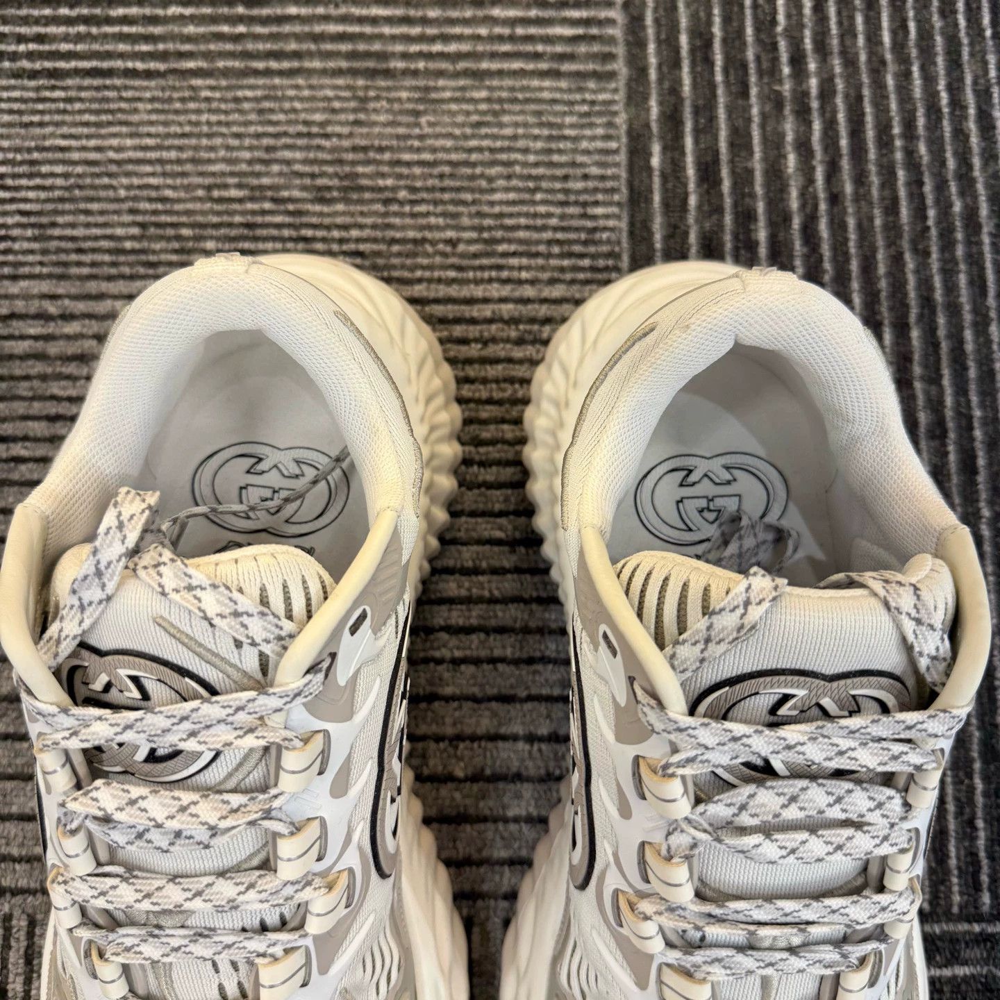 Gucci Gucci RIPPLE White/Grey Sneakers 7.5 US 99 New Size US 7.5 / EU 40-41 - 5 Thumbnail
