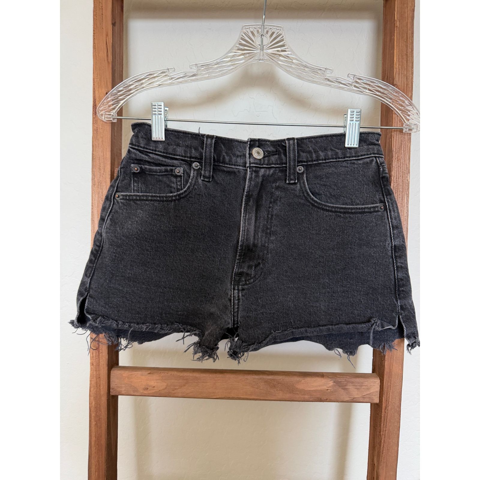Abercrombie & Fitch Abercrombie and Fitch- black Jean - high rise mom shorts Size 24" / US 00 / IT 34 - 1 Thumbnail