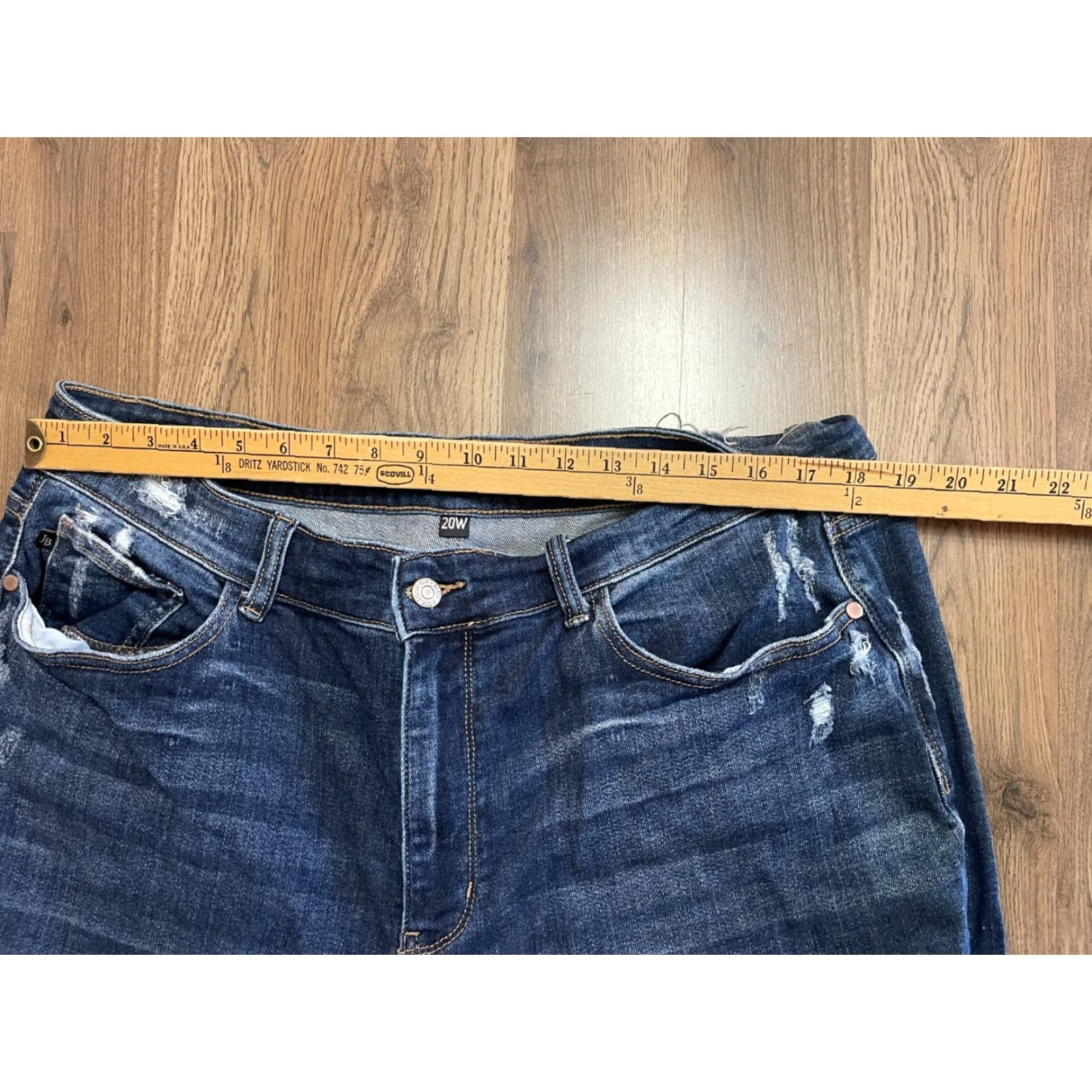 Vintage Judy Blue Jeans Womens Plus 20W Blue Denim Raw Hem Distressed Straight Leg Jeans Size 42" / US 20 - 5 Thumbnail