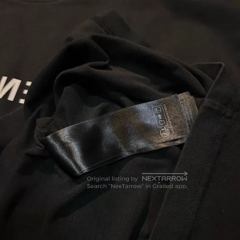 Balenciaga Balenciaga Black Mirror Logo Short Sleeve Size US L / EU 52-54 / 3 - 7 Thumbnail
