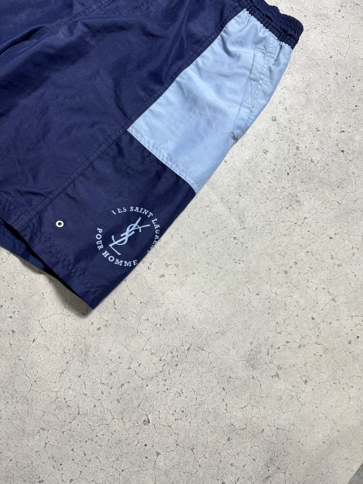 Yves Saint Laurent Yves Saint Laurent YSL Vintage Nylon Luxury Shorts Size US 30 / EU 46 - 3 Thumbnail