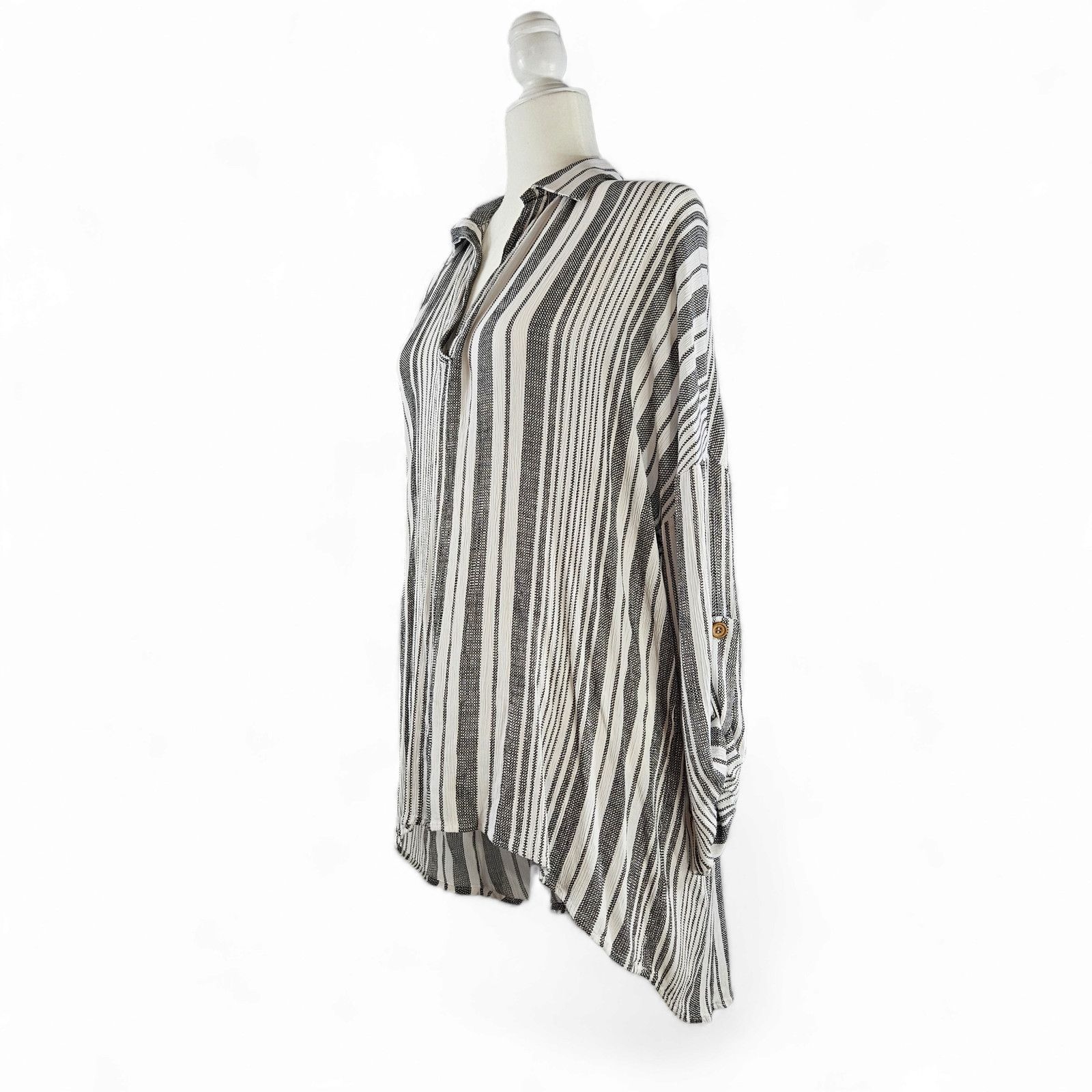 Other GIGIO USA Boho Hi-Lo Striped Blouse Sz. L Gray White Stripe Size L / US 10 / IT 46 - 1 Thumbnail