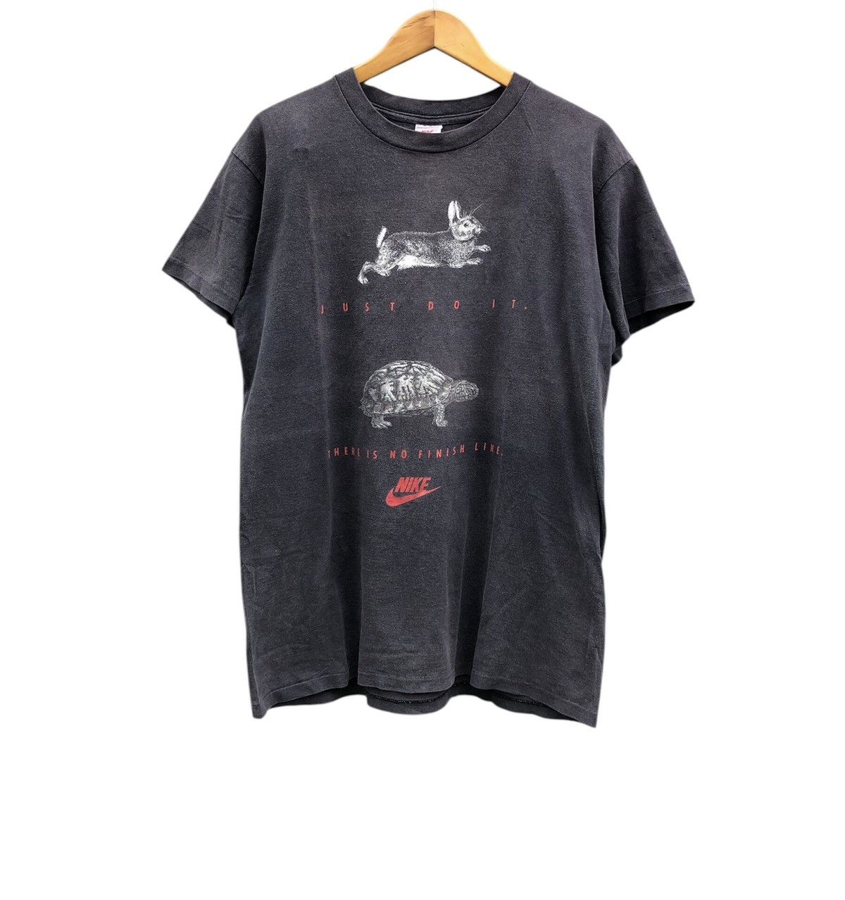 Nike Vintage 90's Nike Turtle & Rabbits Story Tshirt Size US L / EU 52-54 / 3 - 4 Thumbnail