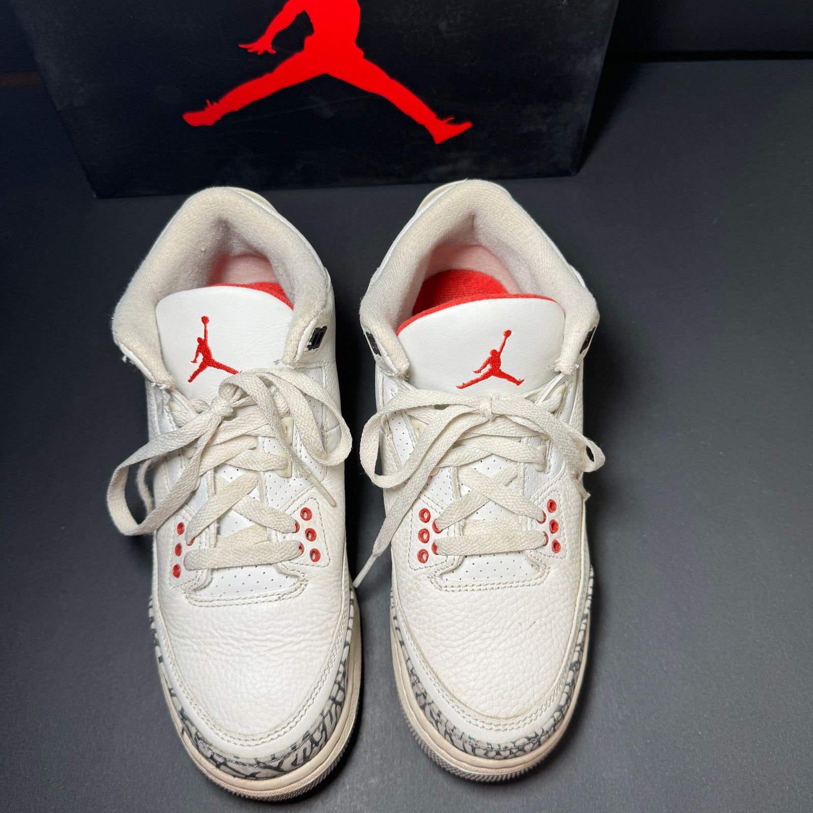 Jordan Brand × Nike Size 6.5 - Air Jordan 3 Retro GS White Cement Reimagined Size US 6.5 / EU 39-40 - 4 Thumbnail