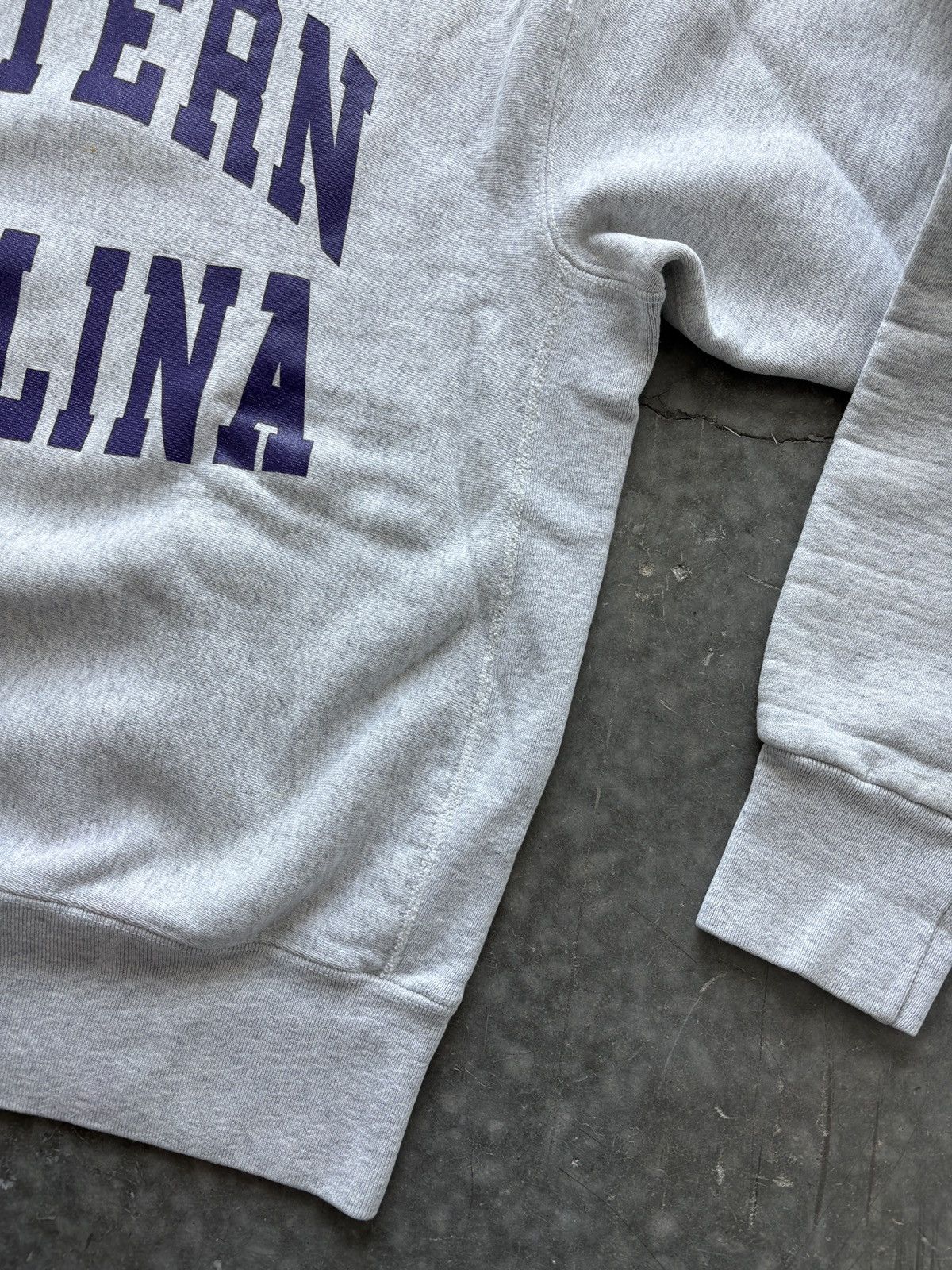Soffe Vintage 90s Western Carolina Reverse Weave Style Sweatshirt Size US L / EU 52-54 / 3 - 4 Thumbnail