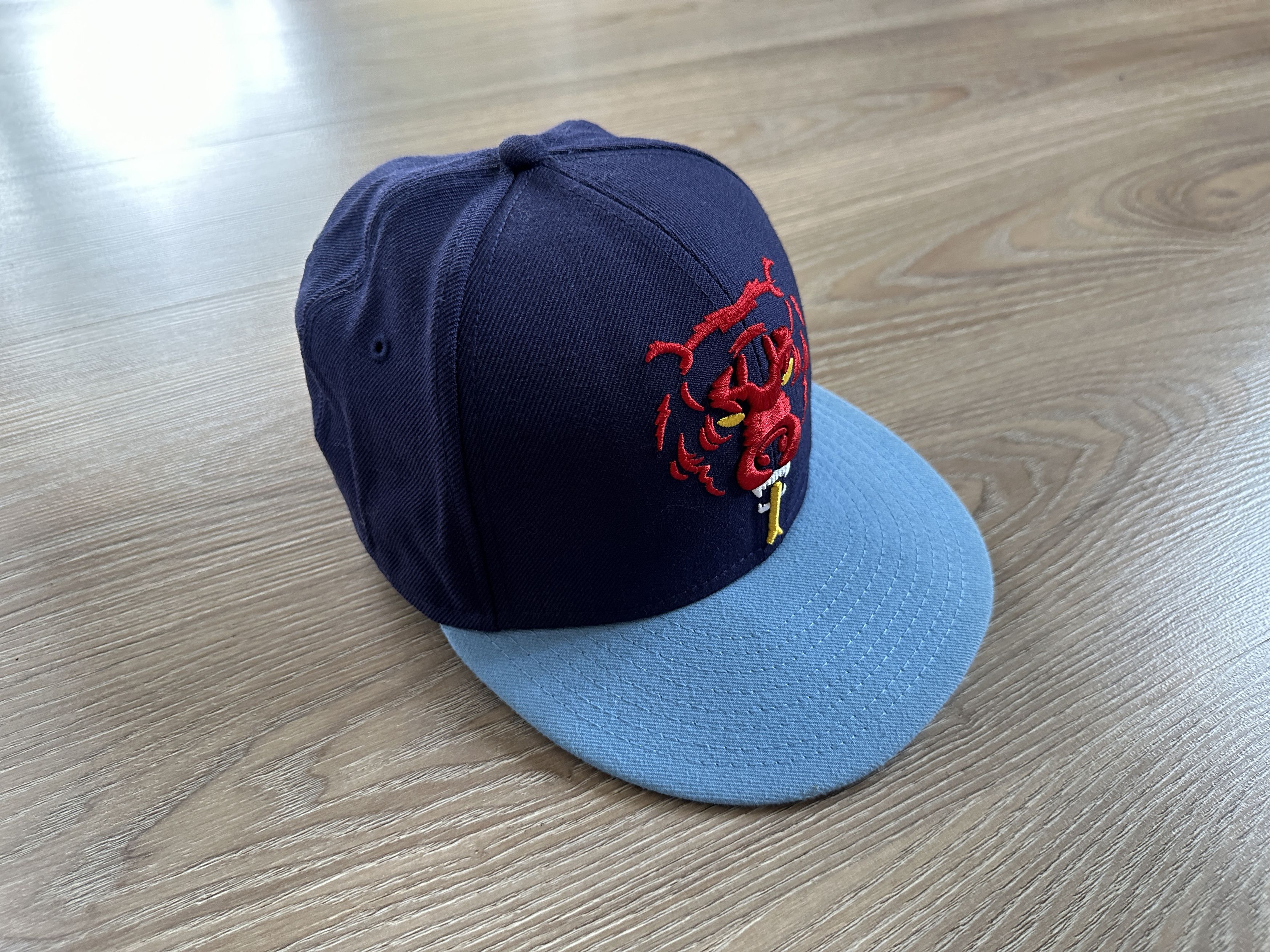Mishka × New Era Rare Mishka New Era Embroidered Logo Snapback Size ONE SIZE - 4 Thumbnail
