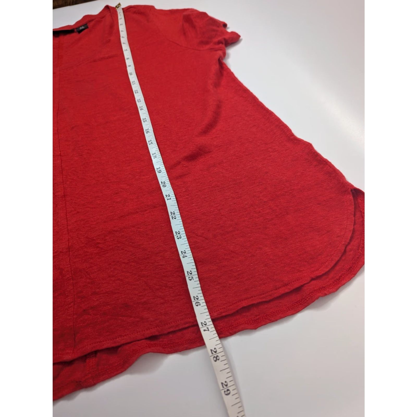 Vintage Tahari Women's Knit Linen Shirt 1X Red V-Neck Short Sleeve Plus Size Tee Shirt Womens Size XL / US 12-14 / IT 48-50 - 3 Thumbnail