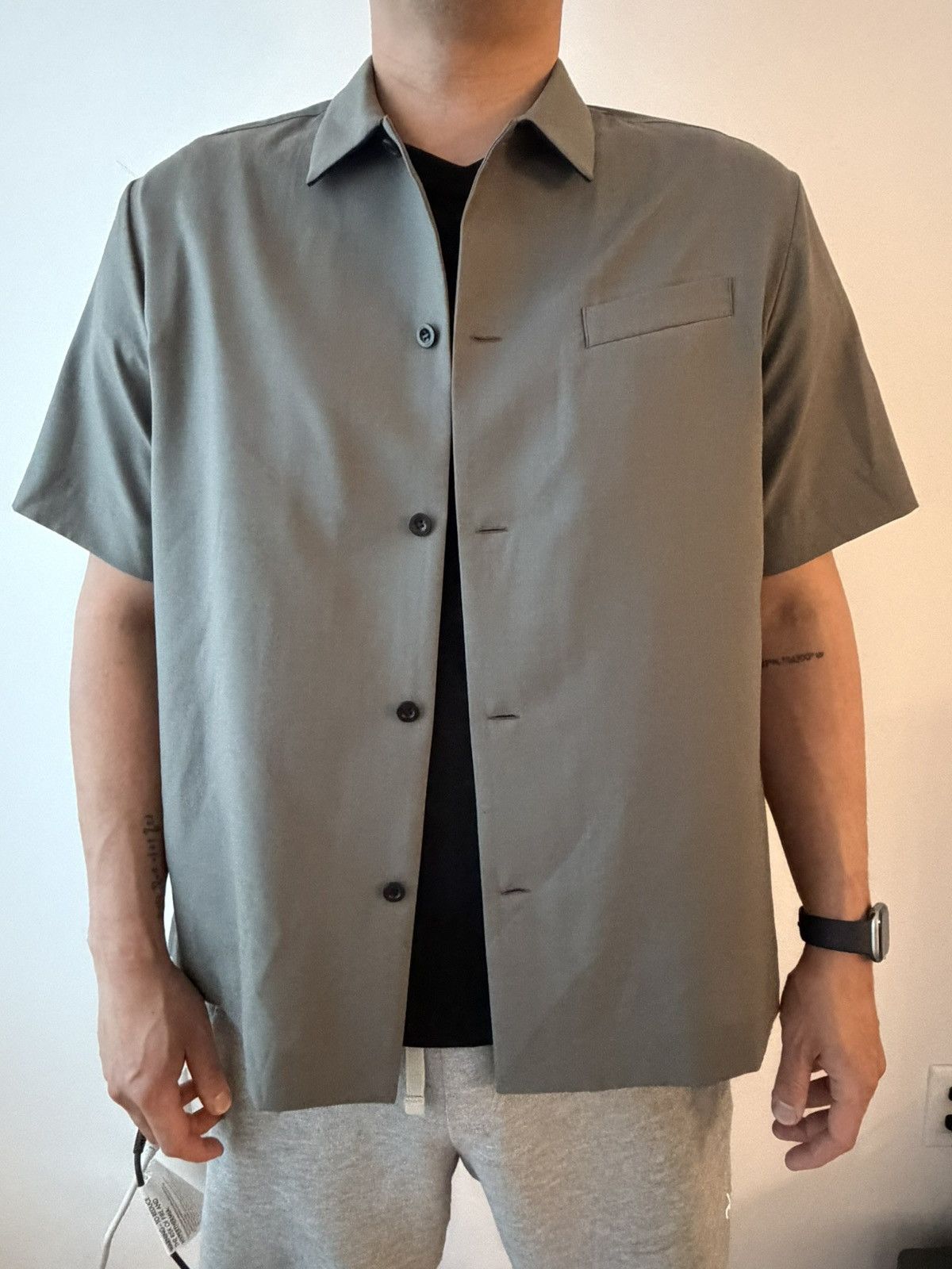 Sacai Sacai Short Sleeve Button-Up Suiting Shirt Grey Wool Blend Size US L / EU 52-54 / 3 - 4 Thumbnail