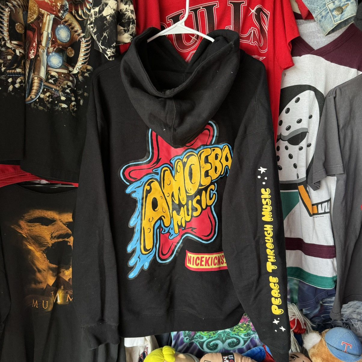 Band Tees × Nice Kicks AMOEBA MUSIC x NICEKICKS NEW CAPSULE COLLECTION HOODIE HYPE Size US XL / EU 56 / 4 - 1 Thumbnail