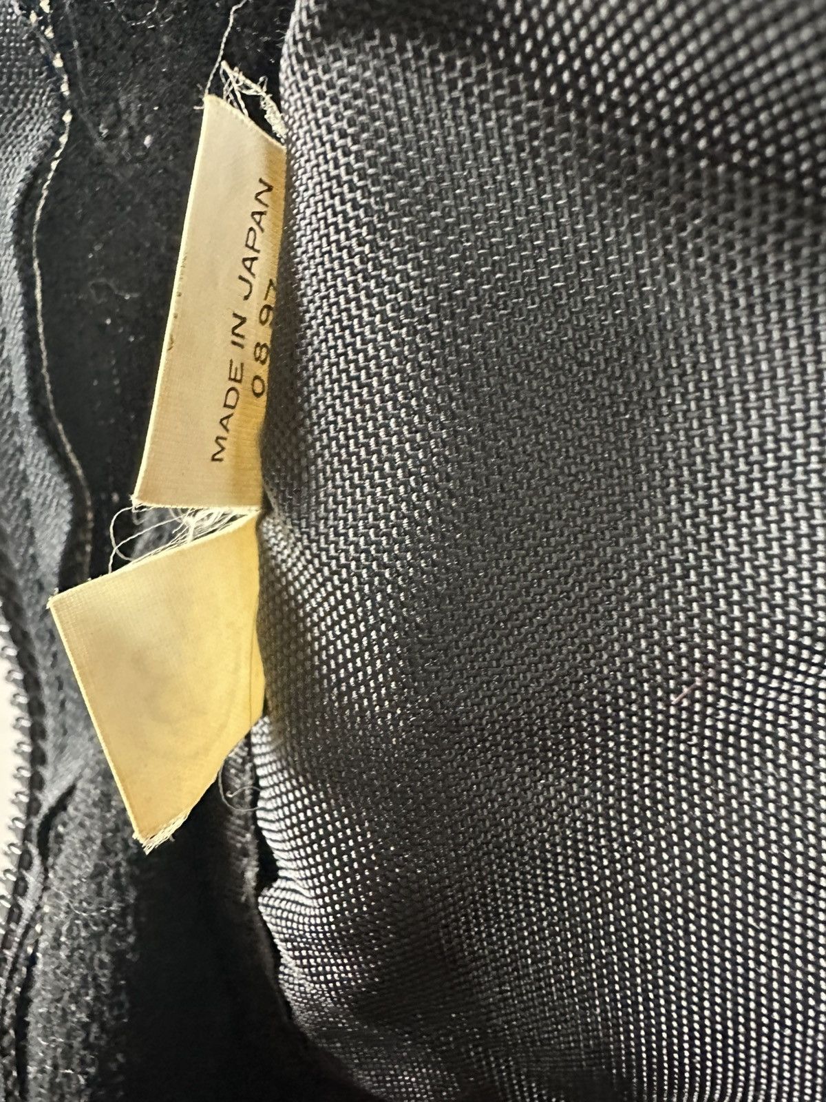 Yohji Yamamoto 90’s Ysaccs Pour Homme - Yohji Yamamoto Mesh Cross Body Bag Size ONE SIZE - 14 Thumbnail