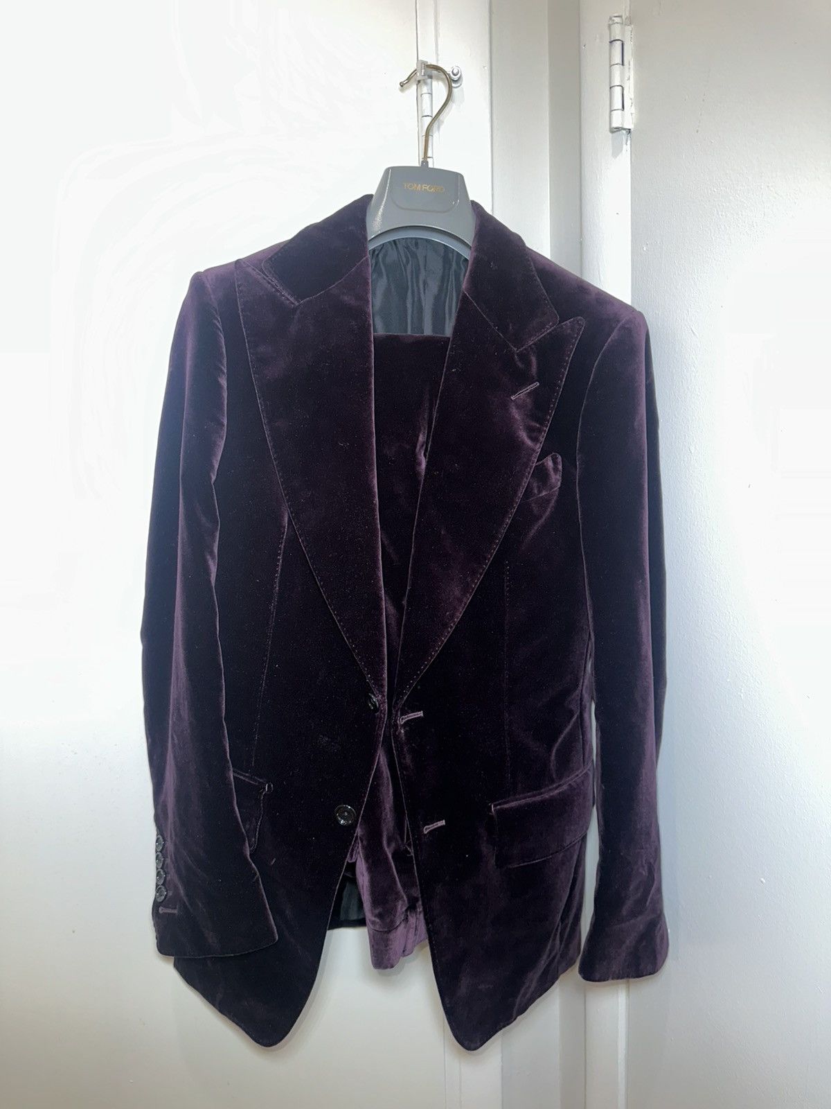 Tom Ford TOM FORD Men's Atticus Compact Velvet Dinner Jacket 36R Size 36R - 6 Thumbnail