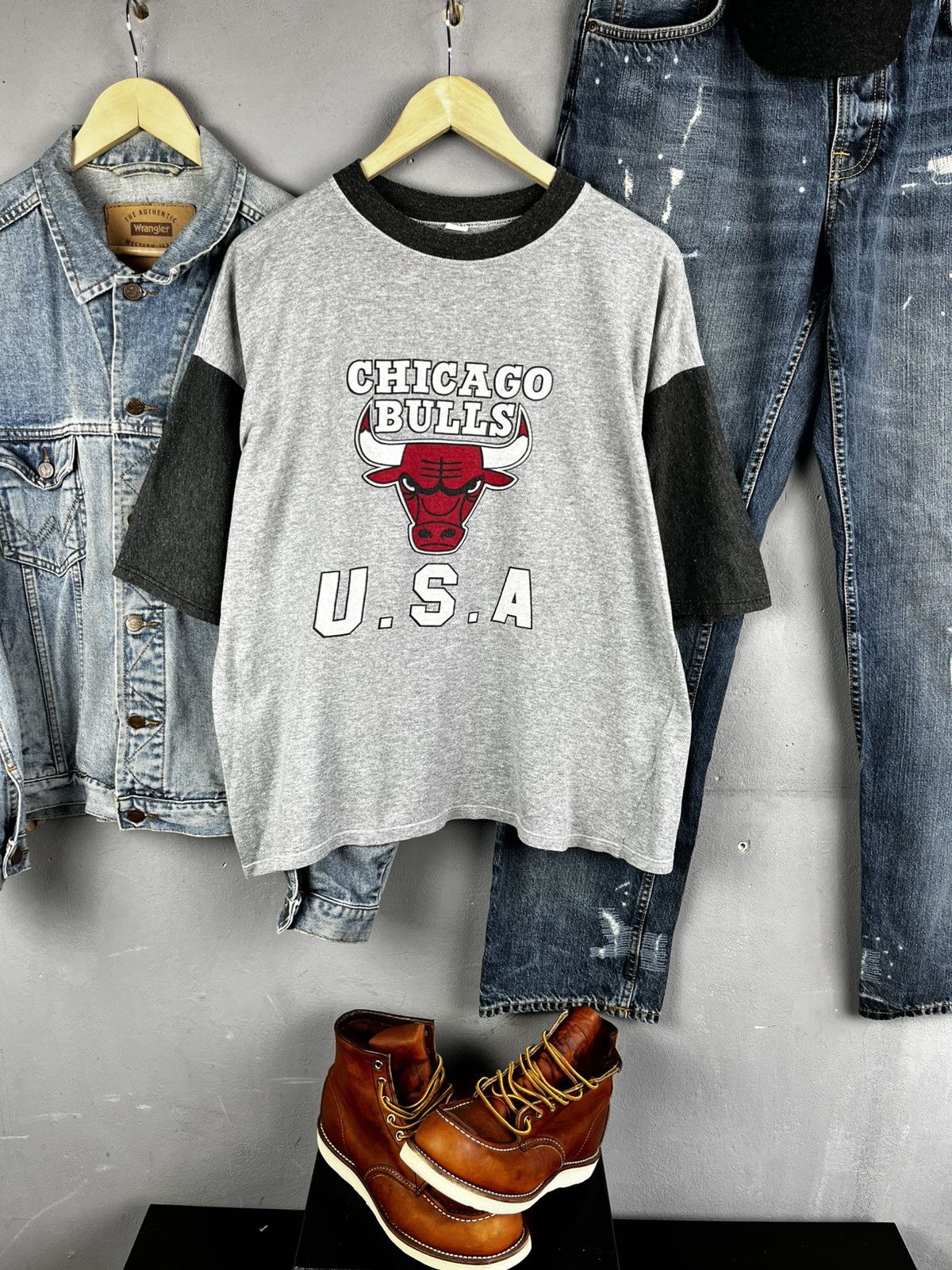 Vintage Chicago Bulls USA big logo Size US M / EU 48-50 / 2 - 1 Thumbnail