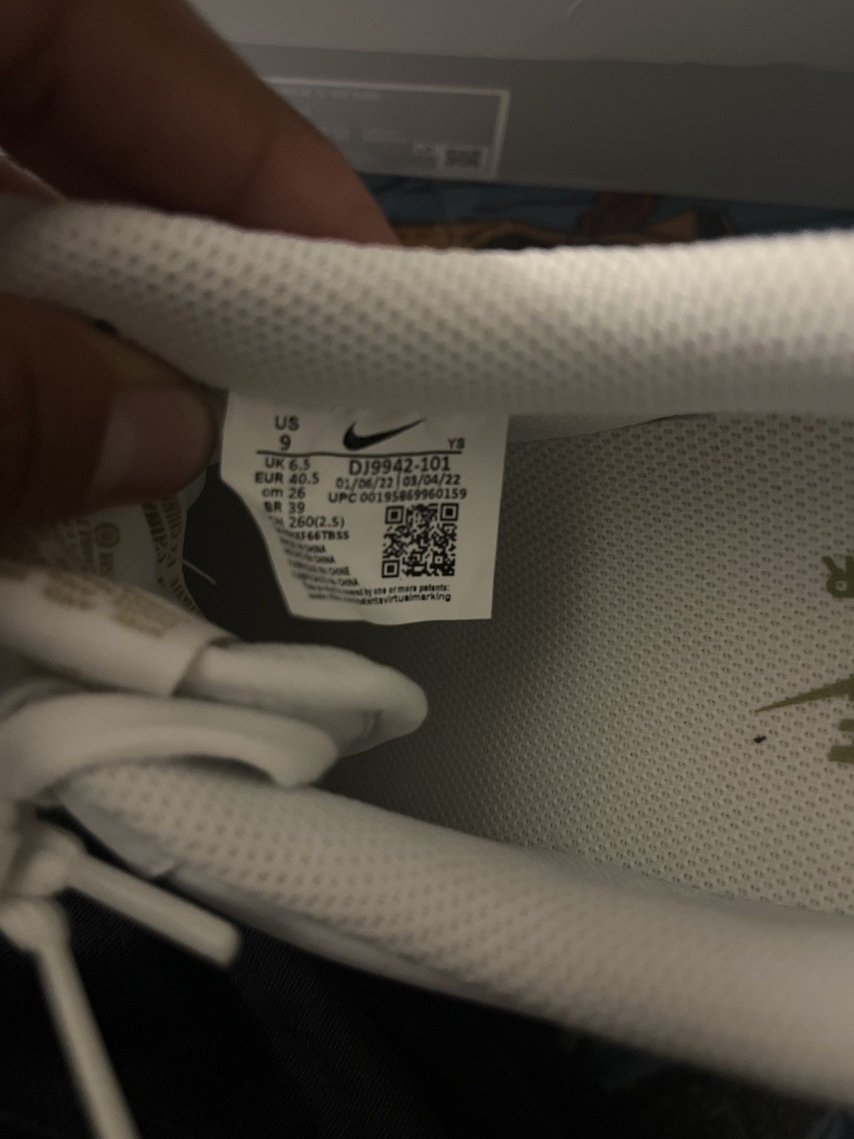Nike Air Force 1 Barley White Size US 9 / EU 42 - 5 Thumbnail
