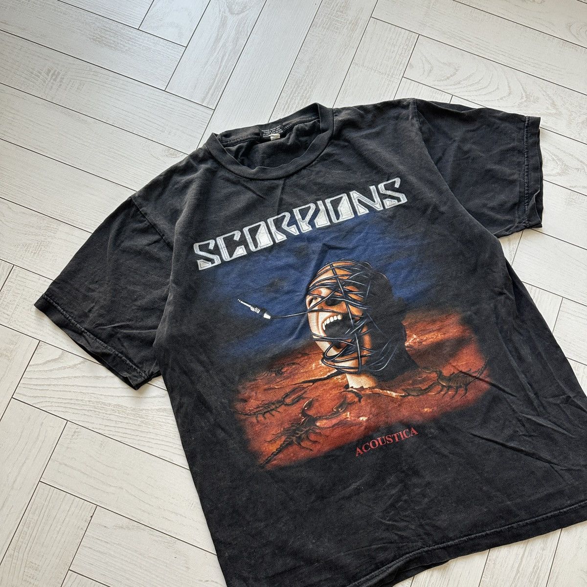 Vintage Vintage 90s Scorpions Acoustica Washed Rock tee y2k hype og Size US L / EU 52-54 / 3 - 3 Thumbnail