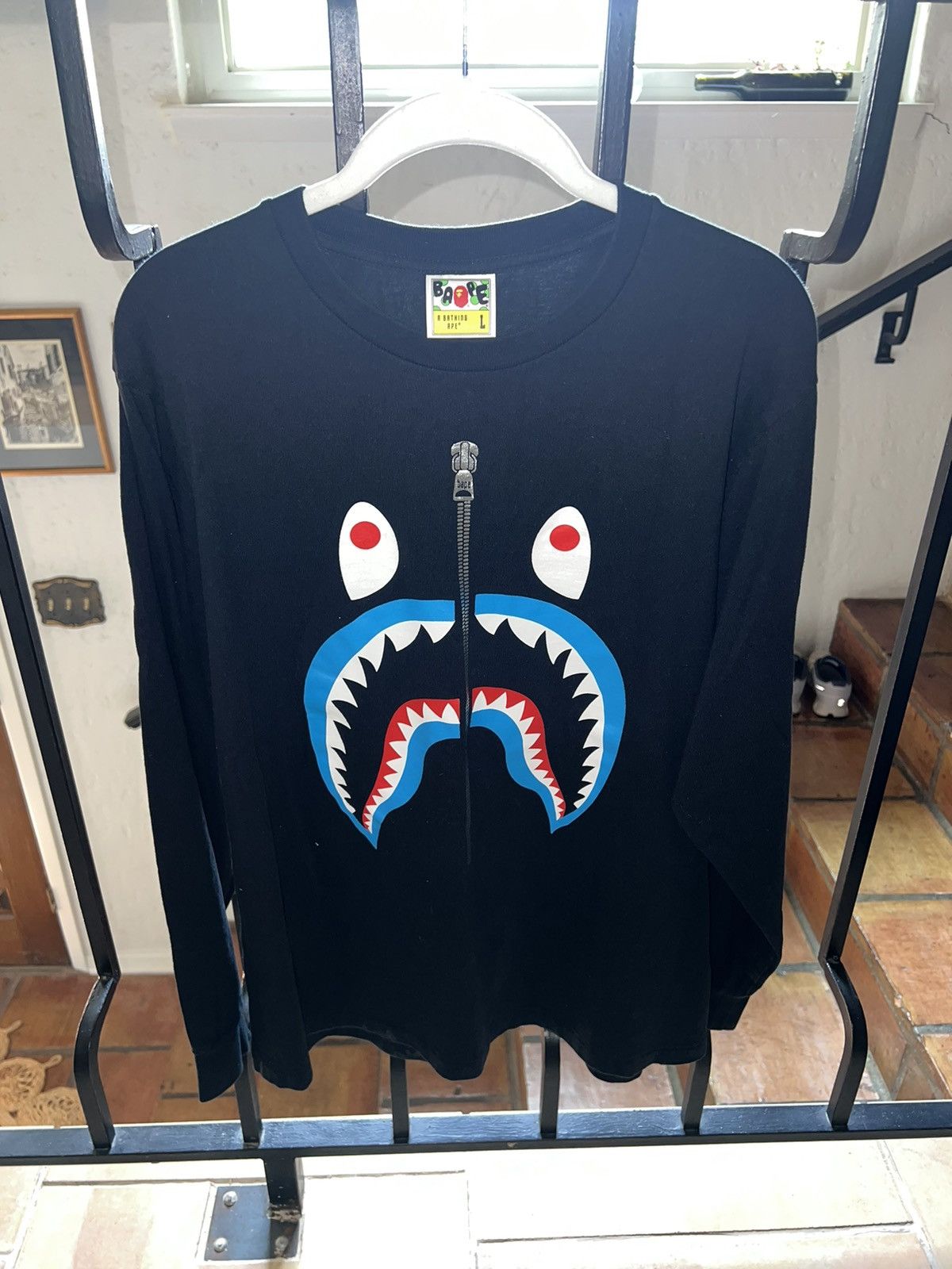 Bape BAPE SHARK LONG SLEEVE Size US L / EU 52-54 / 3 - 1 Thumbnail