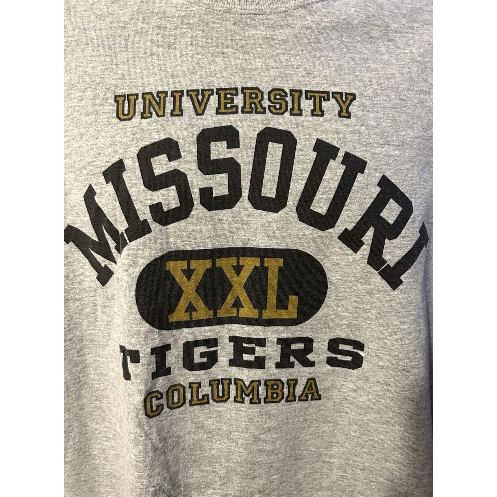 Fruit Of The Loom VINTAGE Mizzou Tigers Shirt Men Large Heather Gray Nike? Size US L / EU 52-54 / 3 - 7 Thumbnail