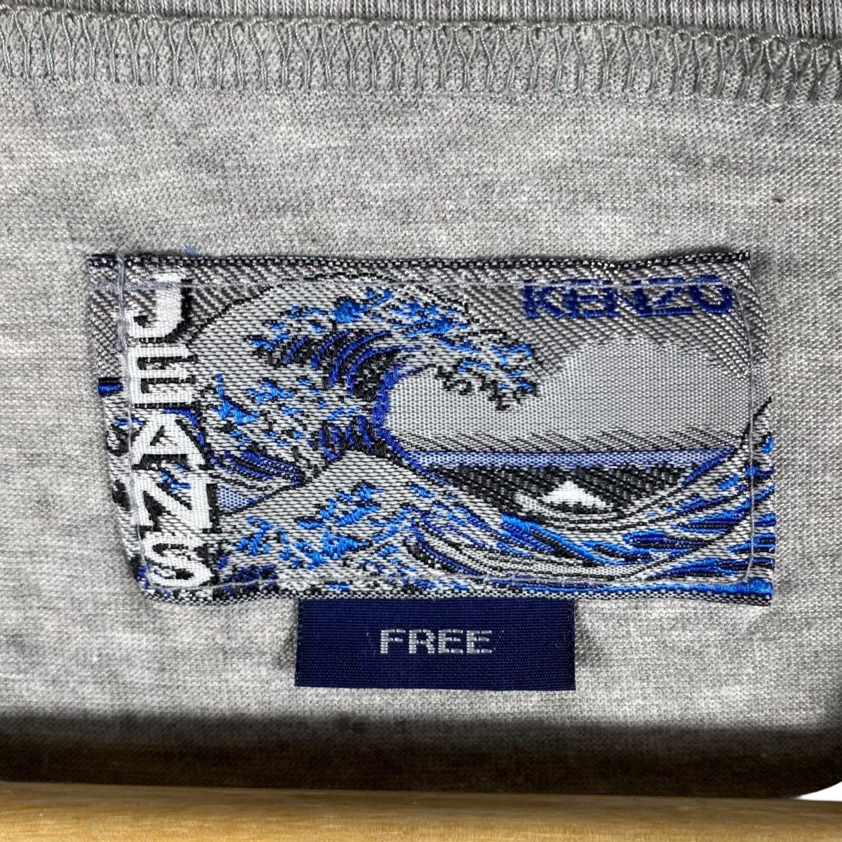 Kenzo × Vintage Vintage 90's KENZO JEANS Iconic Logo Graphic Tee Shirt Size ONE SIZE - 6 Thumbnail