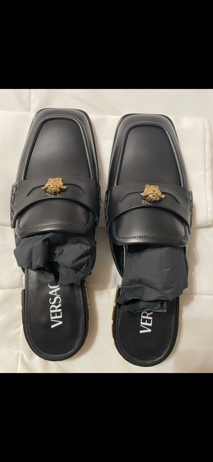Versace Versace Black Leather Size US 7 / IT 37 - 1 Thumbnail