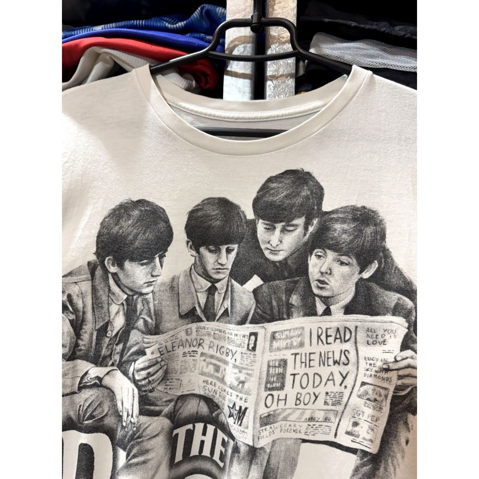 Vintage VINTAGE The Beatles Band White T-Shirt L Men Cotton Marrocus band Shirt Mens 1960s 70s 80s 90s 60s 70s 80s 90s Size US L / EU 52-54 / 3 - 7 Thumbnail