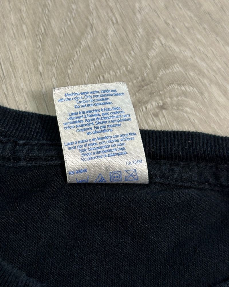 Gildan × Vintage Vintage Gildan Quebec Canada Men's Blue T-Shirt - Size Large Size US L / EU 52-54 / 3 - 8 Thumbnail