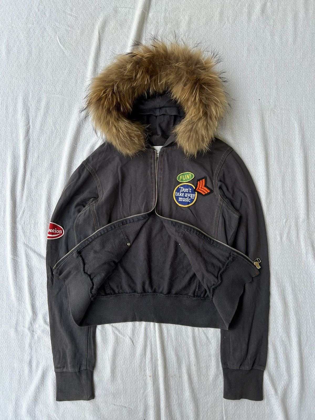 If Six Was Nine × Japanese Brand × Le Grande Bleu (L.G.B.) Fur hoodie patch Ifsixwasnine lgb Size US M / EU 48-50 / 2 - 2 Thumbnail
