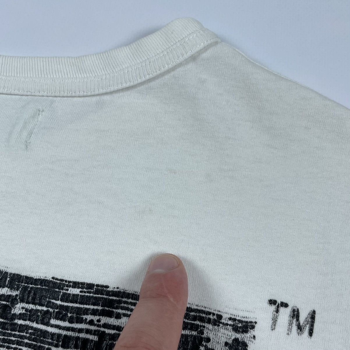Off White Distressed Faded Black Arrows White T-shirt