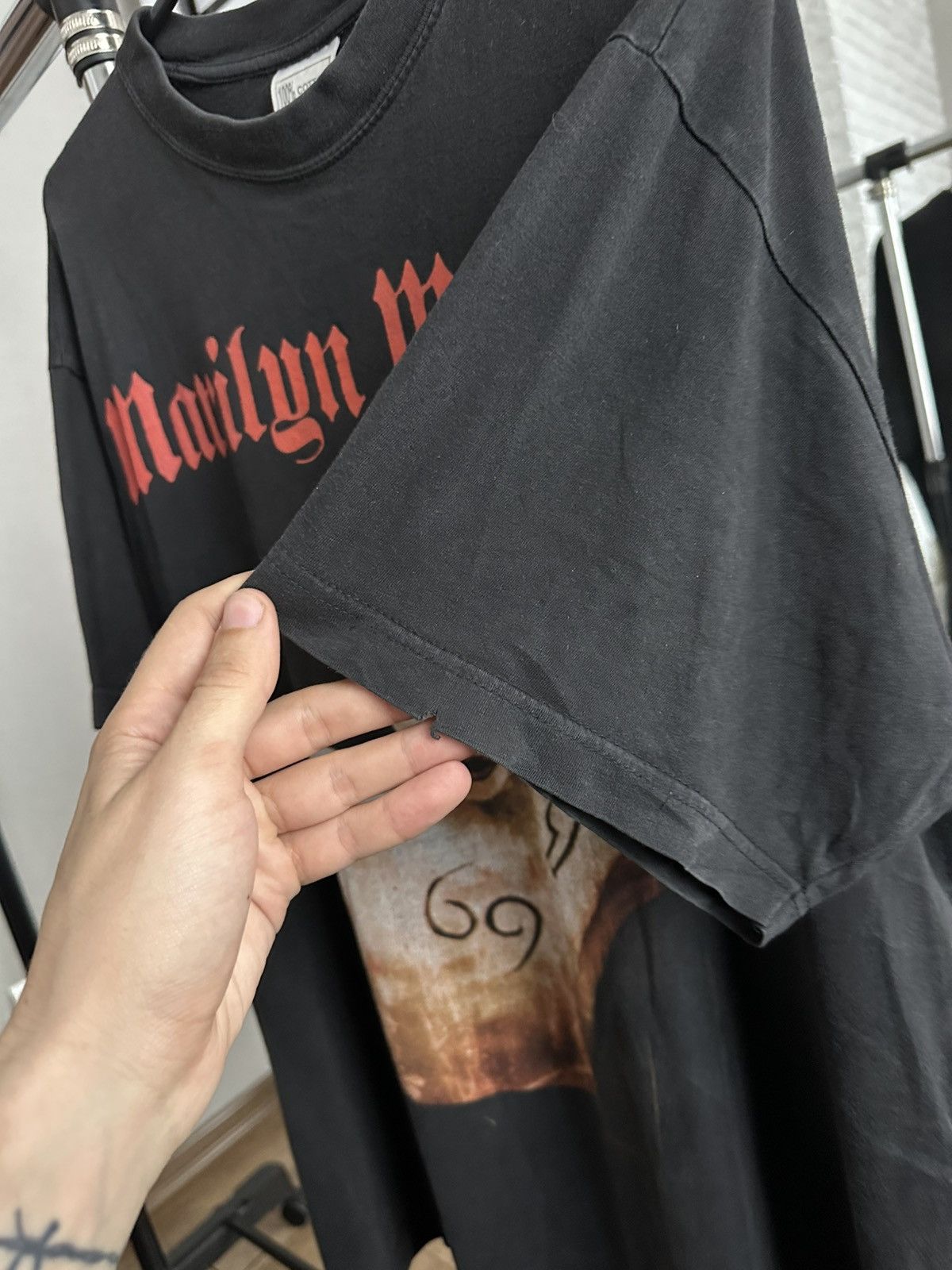 Marilyn Manson 2001 Marilyn Manson Vintage Rock Band T-Shirt Tee Size US XL / EU 56 / 4 - 13 Thumbnail